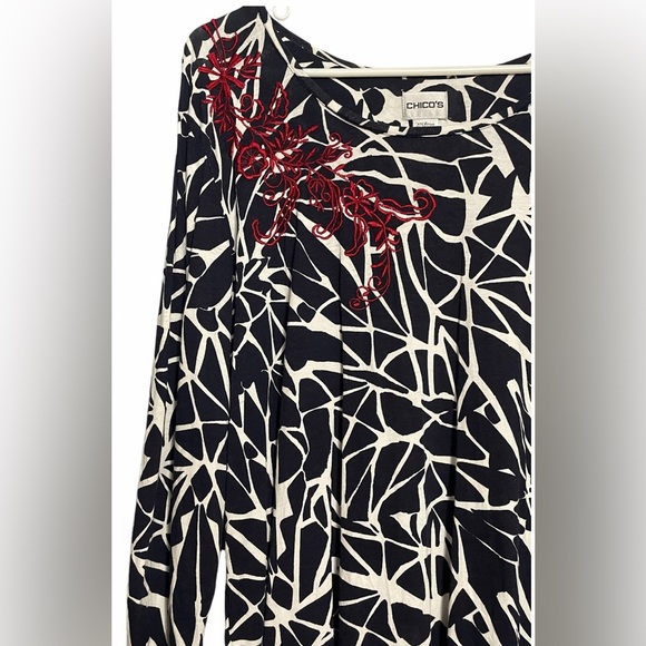 CHICOS blouse for women size:2 printed color:blue/white - Picture 2 of 6